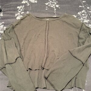 Urban Outfitters Green Ribbed Long Sleeve Top Size Small